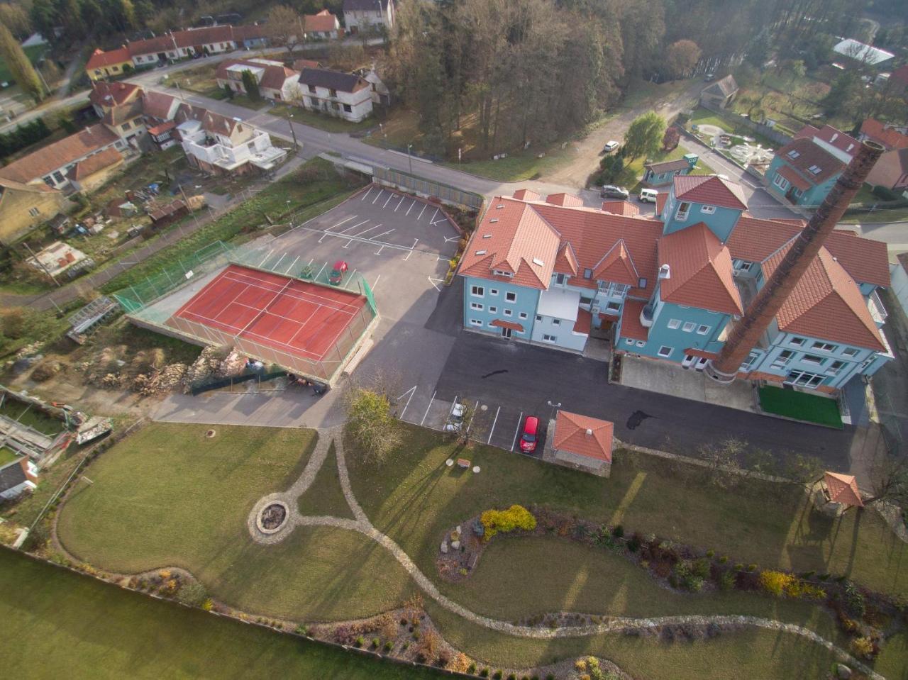 Penzion Lihovar *** Rouchovany Exterior photo